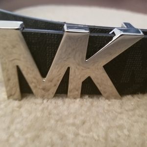 100% AUTHENTIC MICHAEL KORS BELT